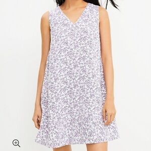 NWT LOFT Floral Double V Flounce Dress Size Small Relaxed Fit Linen Blend